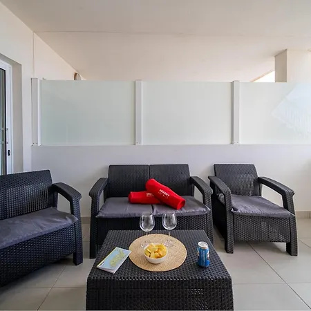Piso Tranquilo,piscina Comunitaria.zona Turística Apartamento Costa Teguise