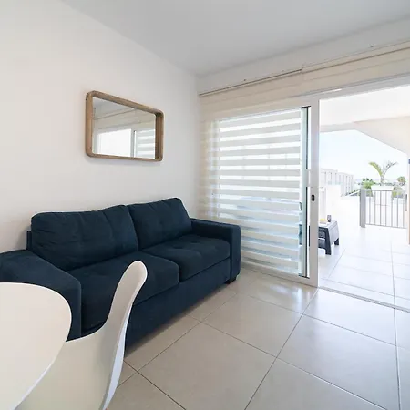 Piso Tranquilo,piscina Comunitaria.zona Turística * Costa Teguise